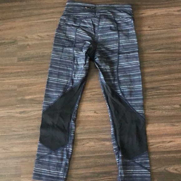 Pace rival crop lululemon - Picture 3 of 3